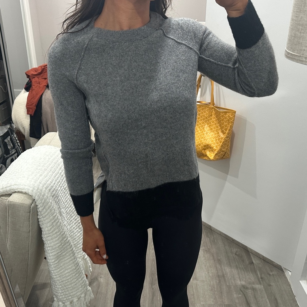 InCashmere Grey Sweater